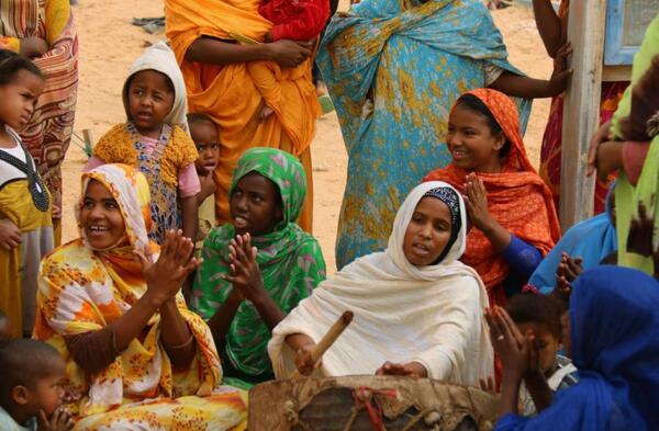 La caravane REFPAM était destinée à sensibiliser le public à la cause des 
femmes. ©carlosoliveirareis (CC BY-NC-SA 2.0)

