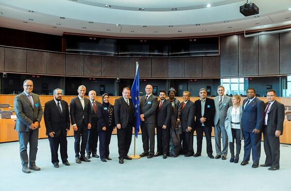 Le Comité de pilotage de la Conférence parlementaire sur l'OMC a 
réaffirmé son soutien à "un système commercial multilatéral ouvert et 
fondé sur des règles".  © Parlement européen

