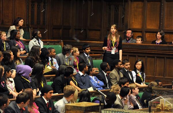 L’UIP œuvre en faveur de l’accroissement du nombre de jeunes 
parlementaires partout dans le monde. © Parlement du Royaume-Uni

