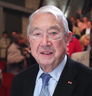 André Chandernagor