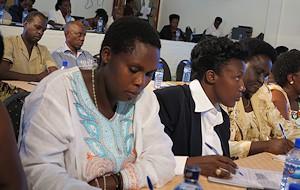 Dans plusieurs pays, l’UIP soutient des projets visant à renforcer les 
capacités des femmes parlementaires, ainsi que l’égalité entre hommes et 
femmes dans les parlements. ©UIP

