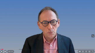 M. Andy Williamson, chercheur principal pour le Centre pour l’innovation au parlement de l’UIP, présente le Cadre de maturité pour l’IA.