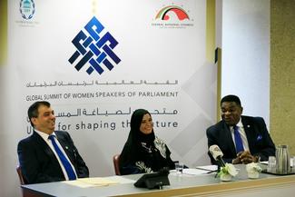 Speaker Dr Amal Al Qubaisi, IPU President and IPU Secretary General briefing the press on the Summit.