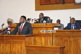 Martin Changing speaking to the National Assembly of Benin