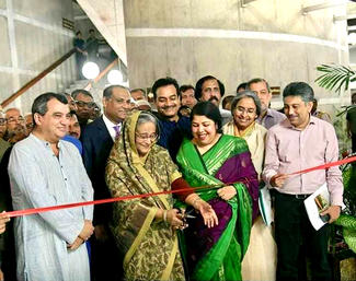 IPU Honorary President Saber H. Chowdhury, Prime Minister Sheikh Hasina and Speaker of Parliament Shirin Chaudhury at the opening of the exhibition