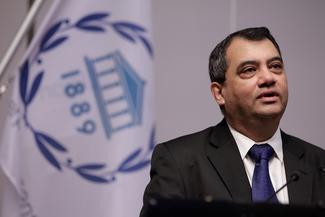 IPU President Saber Chowdhury is the recipient of this year’s World No 
Tobacco Day award. ©IPU/P. Albouy

